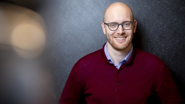 Schott: Verantwortung braucht Substanz und Strategie - Jonas Spitra, Head of Sustainability Communications der Schott AG in Mainz - Quelle: Oana Szekely